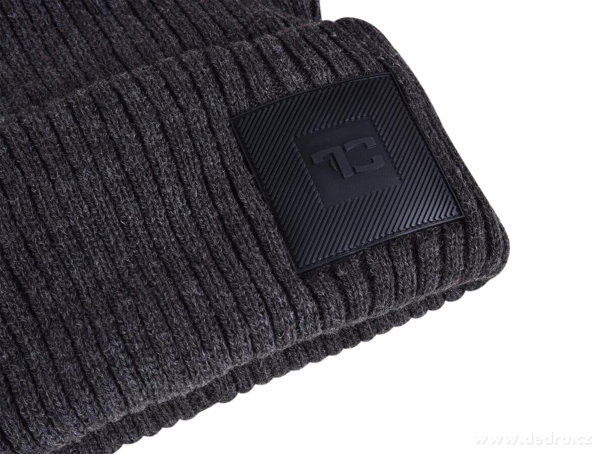 FC BLACK BADGE, antracitová pletená čepice s hřejivou měkkou podšívkou & logem – náhled 2 | Grand Móda