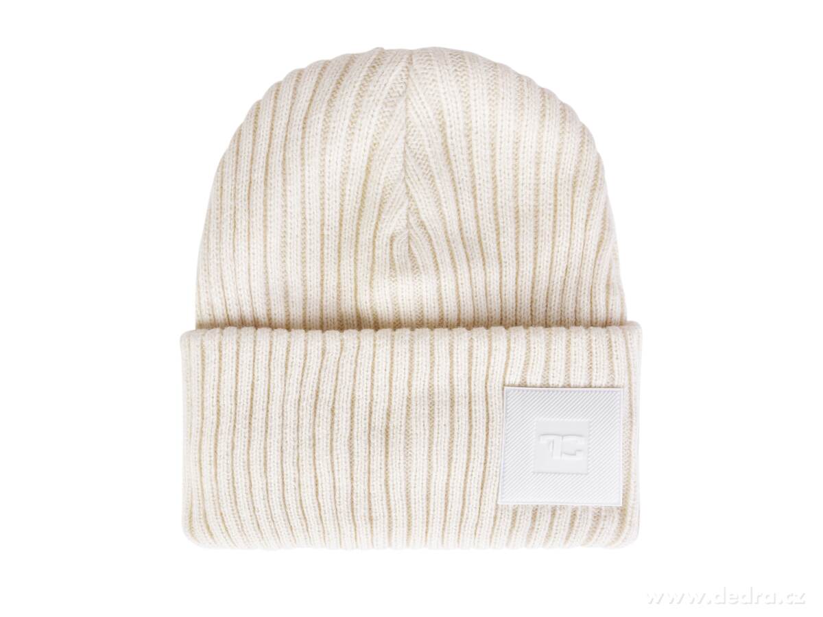 FC WHITE BADGE, smetanová pletená čepice s hřejivou měkkou podšívkou & logem | îepice, íály a rukavice | Grand Móda