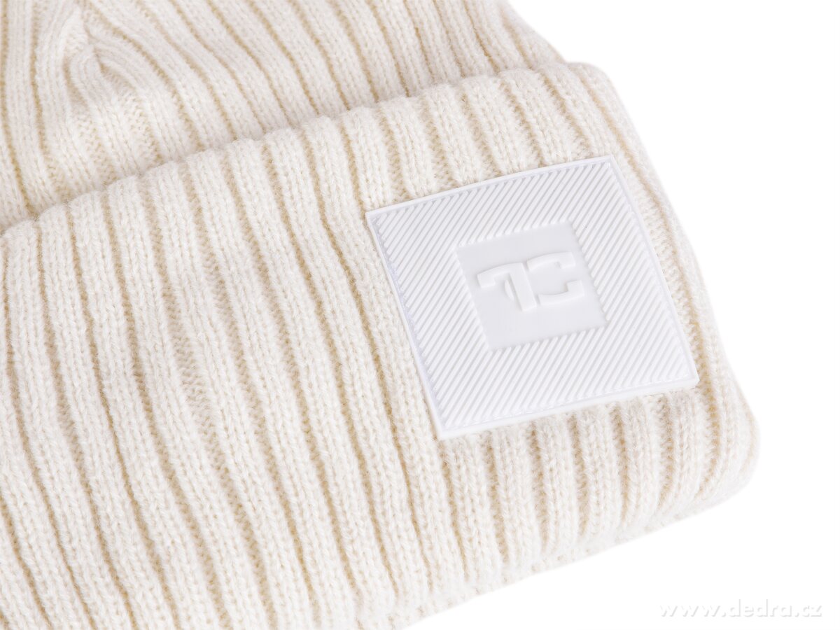 FC WHITE BADGE, smetanová pletená čepice s hřejivou měkkou podšívkou & logem – náhled 2 | Grand Móda