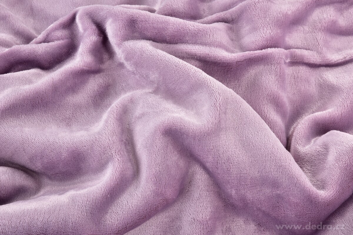 LAGOON DREAM, dvouvrstvá luxusní přikrývka 150 × 200 cm, LAGOON VELVET & hebká imitace beránka, světle fialová – náhled 3 | Grand Móda