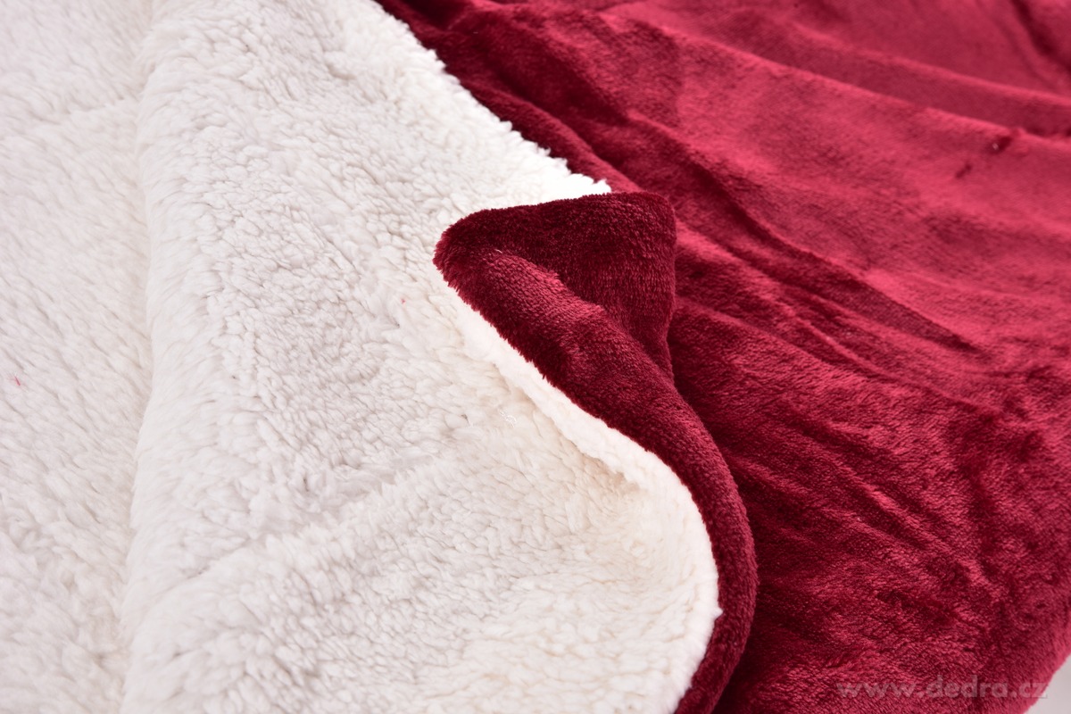 LAGOON DREAM, dvouvrstvá luxusní přikrývka 150 × 200 cm, LAGOON VELVET & hebká imitace beránka, vínová – náhled 4 | Grand Móda