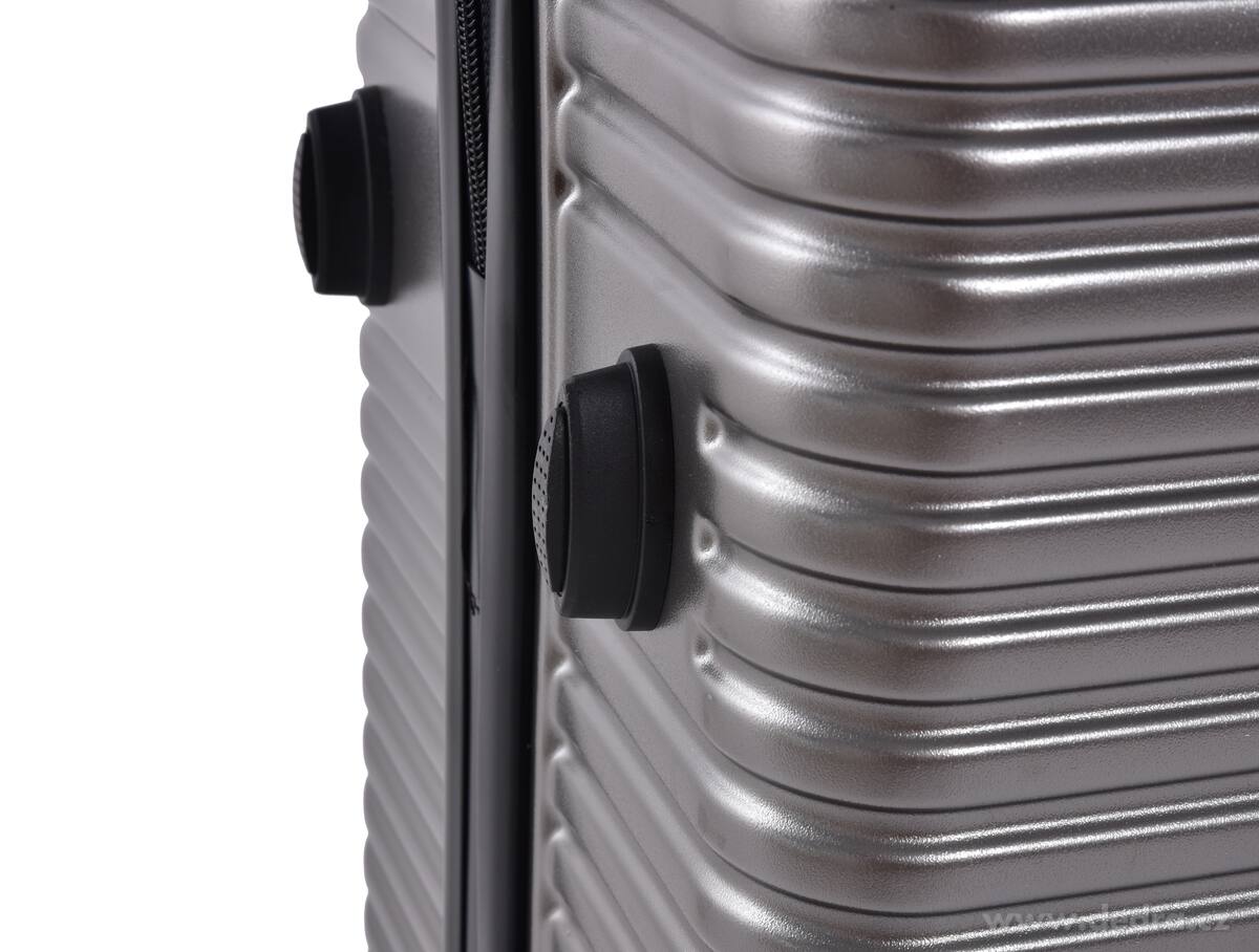 FC TRAVELLER | palubn├ş kufr 55 cm do letadla | 4 kole─Źka 360┬░, TSA z├ímek & v├Żsuvn├í rukoje┼ą | platinov├Ż - obr├ízek 6 | Mal├ę a kabinov├ę kufry | Grand M├│da