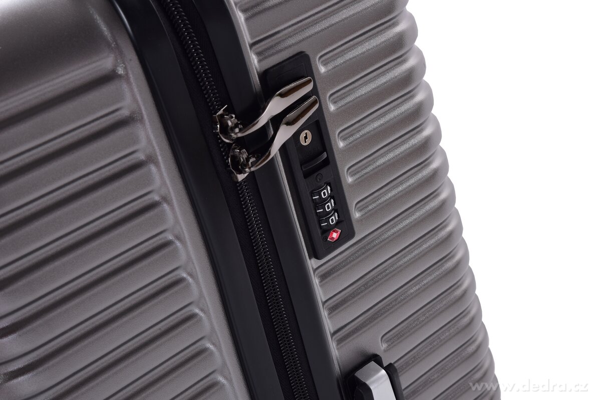 FC TRAVELLER | velk├Ż cestovn├ş kufr 76 cm | 4 kole─Źka 360┬░, TSA z├ímek & v├Żsuvn├í rukoje┼ą | platinov├Ż - obr├ízek 6 | Velk├ę a st┼Öedn├ş kufry | Grand M├│da