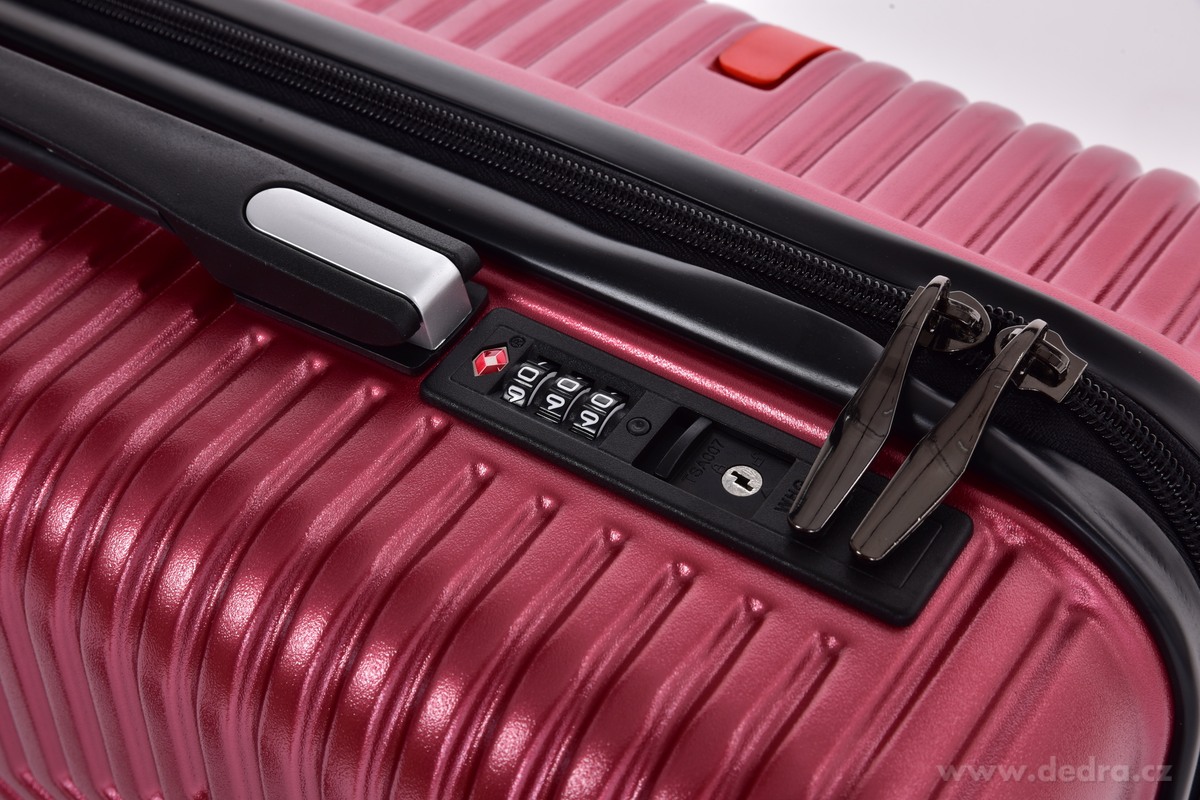 FC TRAVELLER | palubn├ş kufr 55 cm do letadla | 4 kole─Źka 360┬░, TSA z├ímek & v├Żsuvn├í rukoje┼ą | v├şnov├Ż - obr├ízek 6 | Mal├ę a kabinov├ę kufry | Grand M├│da