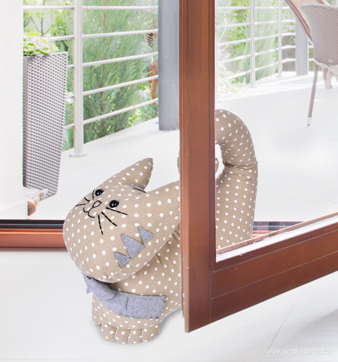 Dveřní textilní zarážka ve tvaru kočky – náhled 3 | Grand Móda