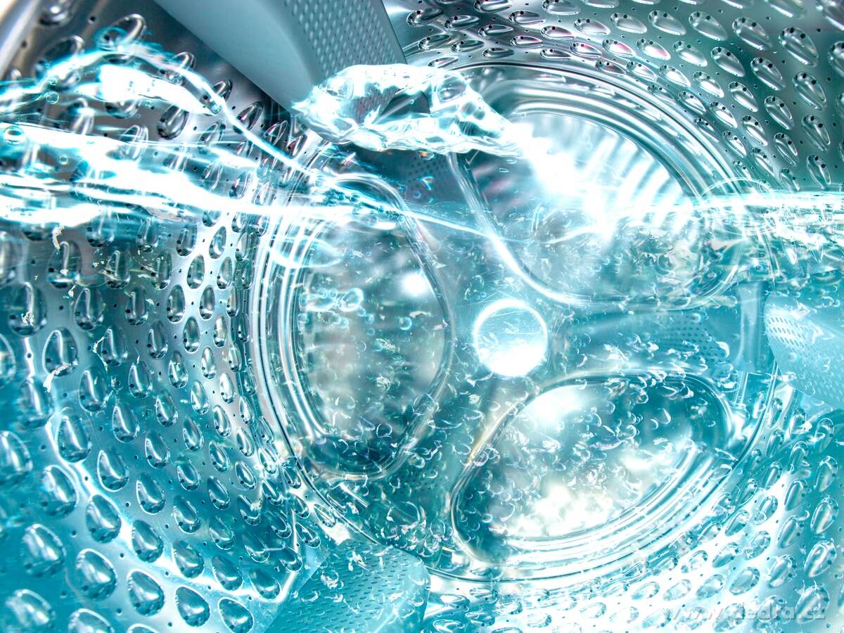 KAMENO┼ŻROUT | ─Źisti─Ź pra─Źky proti z├ípachu & vodn├şmu kameni - obr├ízek 3 | P├ę─Źe o pra─Źku | Grand M├│da